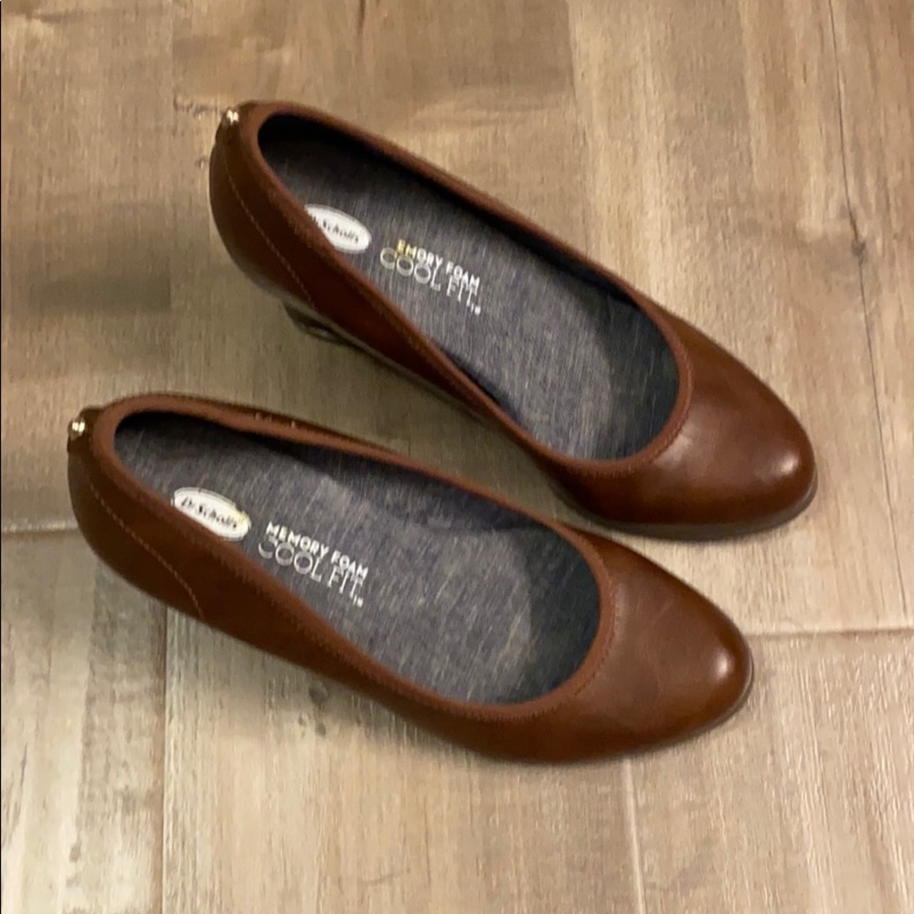 Dr. Scholl’s Memory Foam Cool Fit Wedge Heels